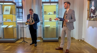 Maria Leszczyńska i Ludwika Gonzaga. Nowe wystawy o królewskich koneksjach w MZW