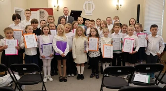 Młodzi adepci rozpoczęli muzyczną przygodę. Uroczyste pasowanie w PSM we Wschowie