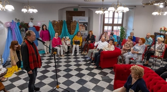 Odsłony Jesieni. Zespół Sedno zaprasza na spektakl w Bibliotece