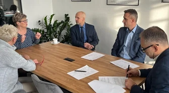 Kolejne kamienice do rewitalizacji. Burmistrz Antkowiak: Dziękujemy wspólnotom za współpracę!