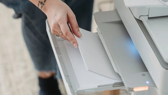 Wydajność biura pod kontrolą: Jak mądrze zarządzać eksploatacją drukarek?