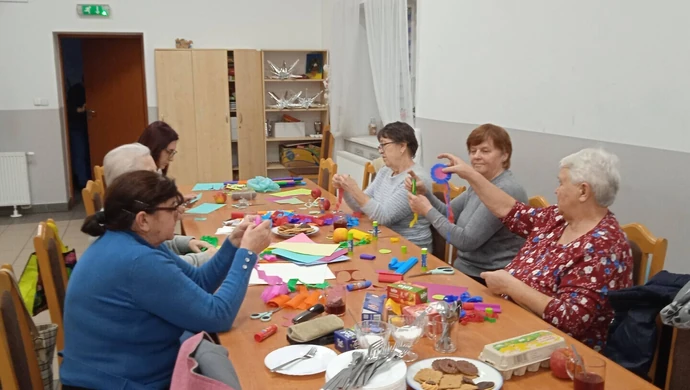 Kolędy, taniec i wizyta policji. Styczeń w klubach seniora gminy Szlichtyngowa