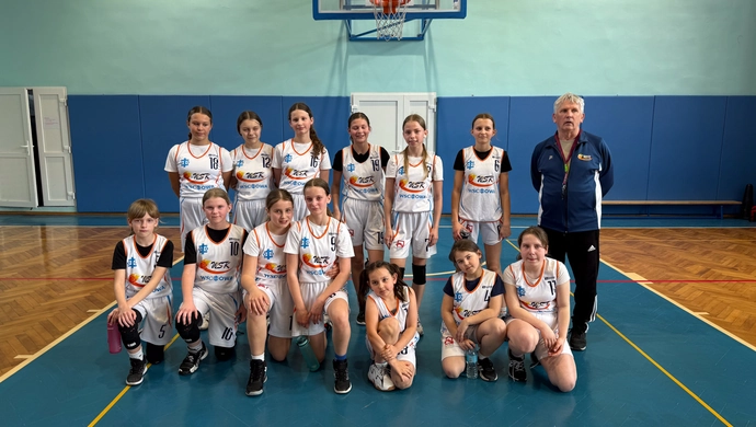 Rzuty osobiste odebrały zwycięstwo. Zawodniczki U12 z WSTK blisko wygranej z Gorzowem