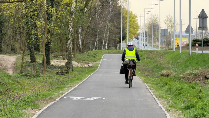 Ścieżka rowerowa Wschowa–Hetmanice oddana do użytku. Burmistrz Antkowiak: „Szerokiej drogi”