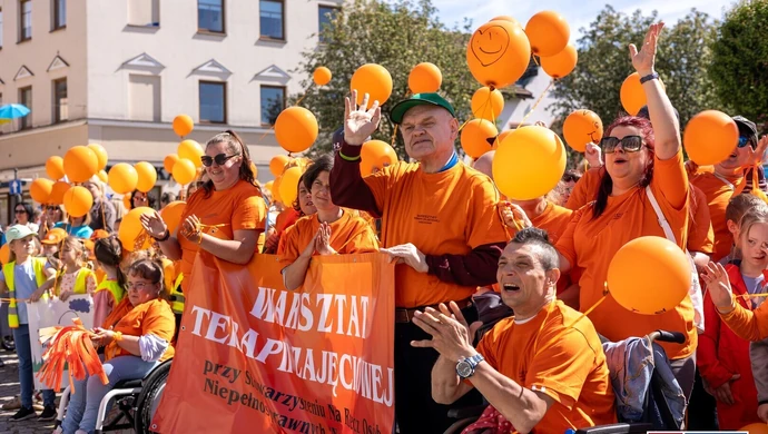 „Kolorowy Świat Różnorodności”. Zbliża się Marsz Akceptacji we Wschowie – z piknikiem i okrągłym jubileuszem
