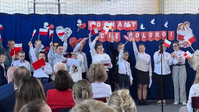 Powiatowa Akademia w SOSW. 235. rocznica Konstytucji 3 maja [WIDEO]