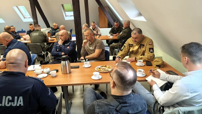 Służby powiatu wschowskiego przed sezonem letnim. Spotkanie w KPP Wschowa