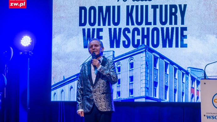 70-lecie Domu Kultury we Wschowie. Dawni dyrektorzy, chóry i Iłowski na jednej scenie [ZDJĘCIA]
