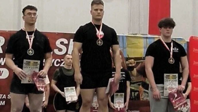 Aleksander Krzyżyński-Duchniak Mistrzem Polski Juniorów. Dwa rekordy i kadra narodowa