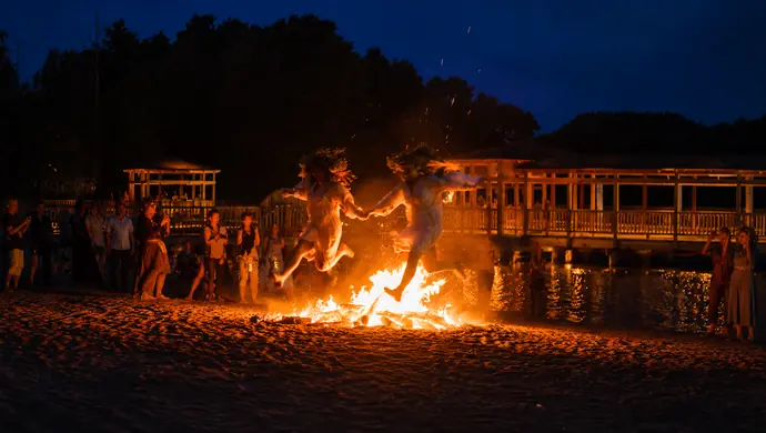 Noc Kupały na plaży w Lginiu. „Wracamy do tradycji”