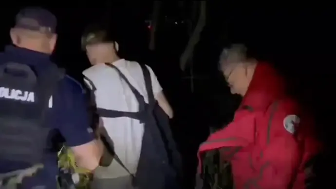 Ugrzązł w bagnie i nie mógł się sam wydostać. Uratowały go służby zabezpieczające festiwal w Sławie
