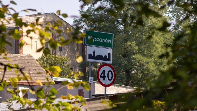 Brudna woda w kranach w Wyszanowie. Gmina wydała zalecenie