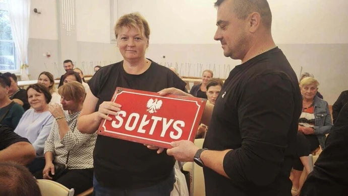Dębowa Łęka ma nową sołtys. Justyna Chruszczewska zastąpiła Tomasza Pestrowicza