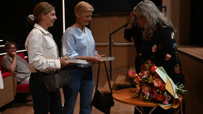 Zamek Książ oczami służby. Dobkiewicz na spotkaniu autorskim w Sławie