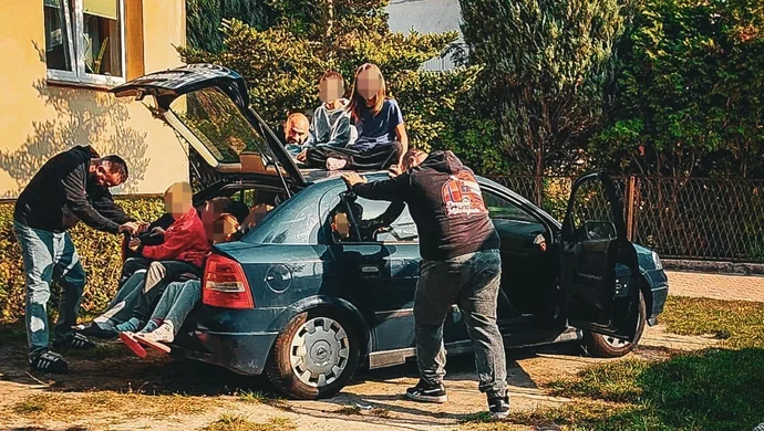 Dom Dziecka w Sławie. Drogowi Mikołajowie zbierają na 9-osobowego busa