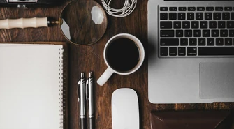 Jakie artykuły przydadzą się w pracy biurowej?