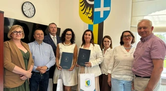 Karolczyk-Kozyra, Zbytniewski i Szyguła pozostają na stanowiskach. Zarząd Powiatu zdecydował