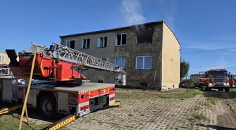 Pożar bloku w Przybyszowie w gminie Sława. W spalonym mieszkaniu znaleziono ciało