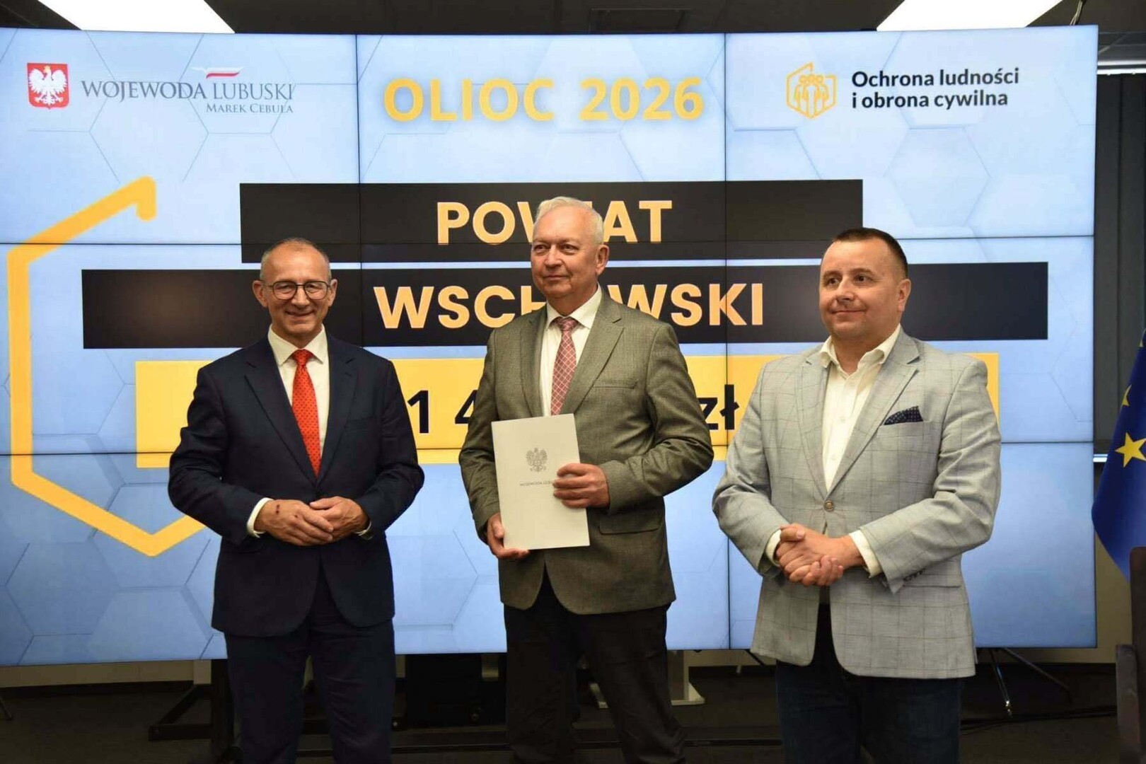 Od lewej: Marek Cebula, Waldemar Starosta, Andrzej Bielawski Od lewej: Marek Cebula, Waldemar Starosta, Andrzej Bielawski